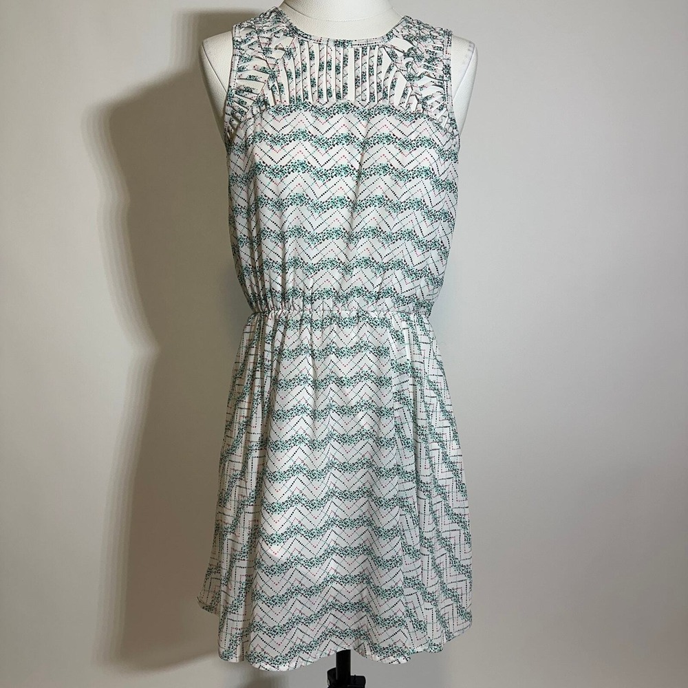 Candie's Lattice Yoke Sleeveless Dot Chevron Mini Dress Juniors Size Medium M